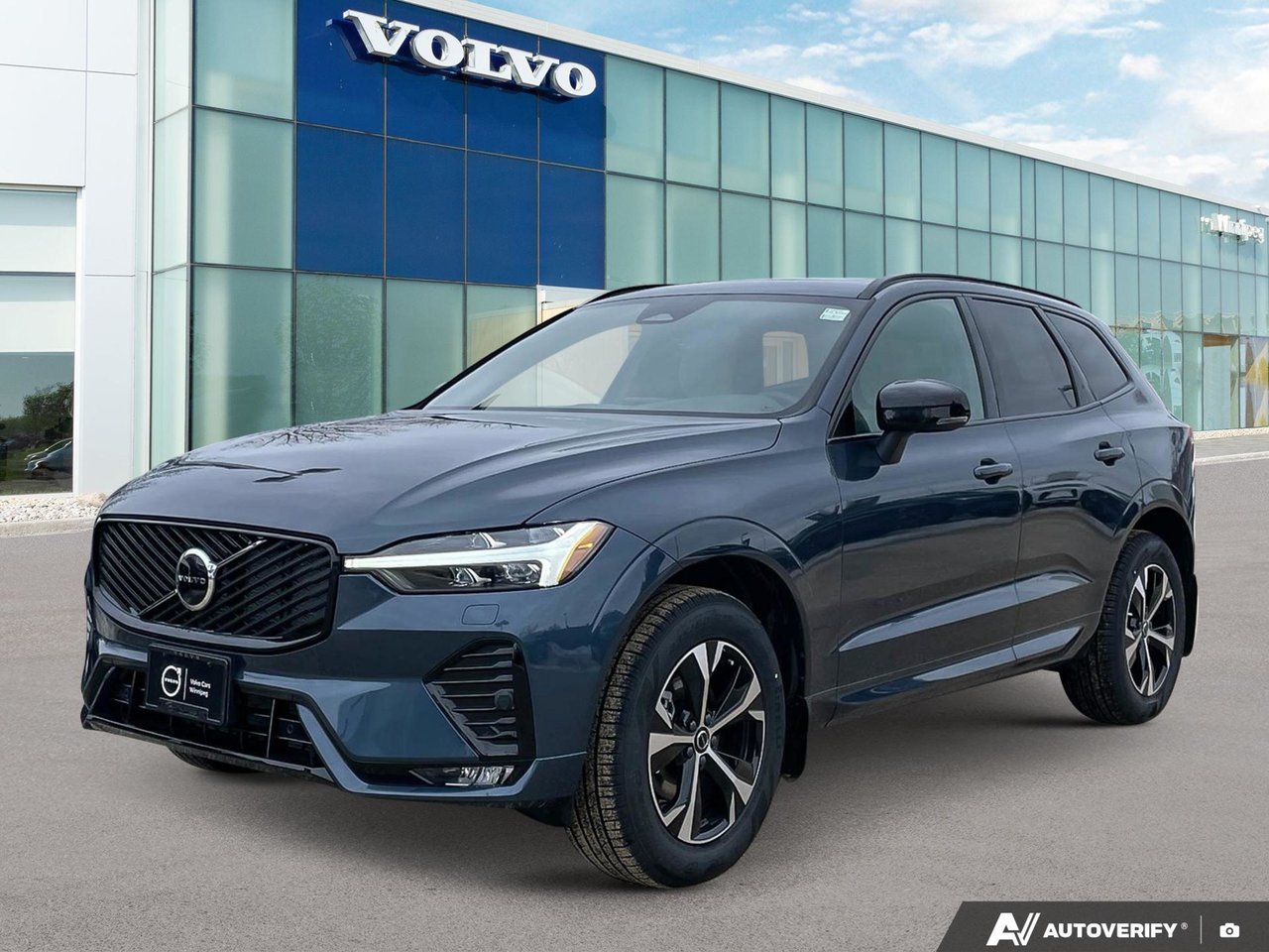 2026 Volvo XC60 Core Dark Theme-0