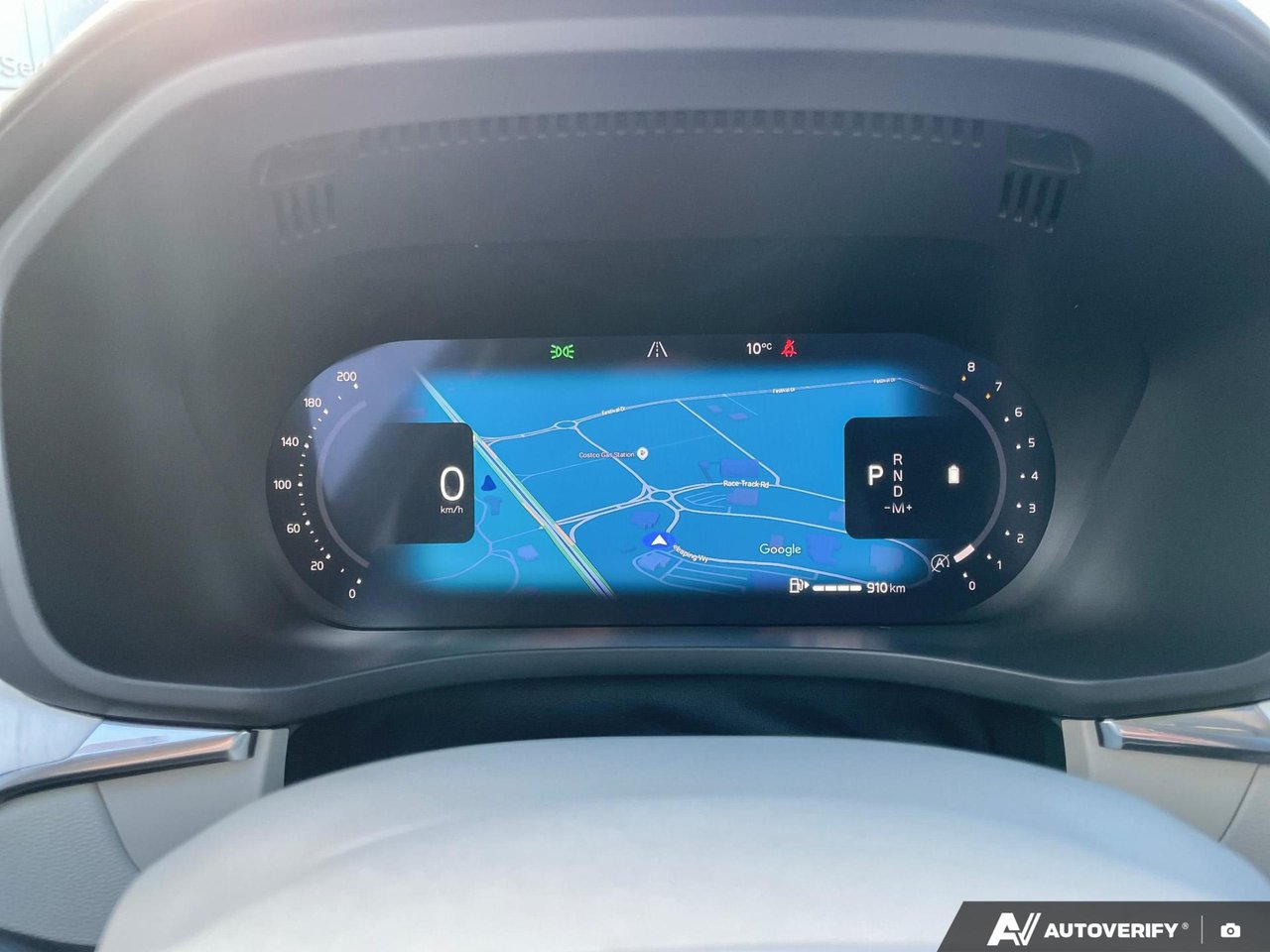 2026 Volvo XC60 Ultra Dark Theme-15