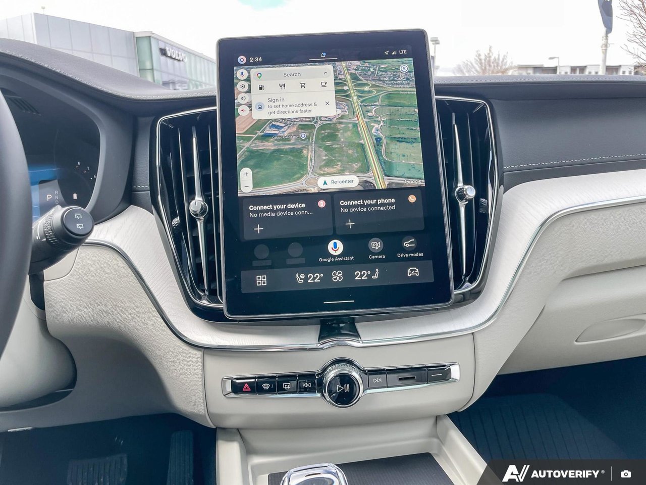 2026 Volvo XC60 Ultra Dark Theme-19