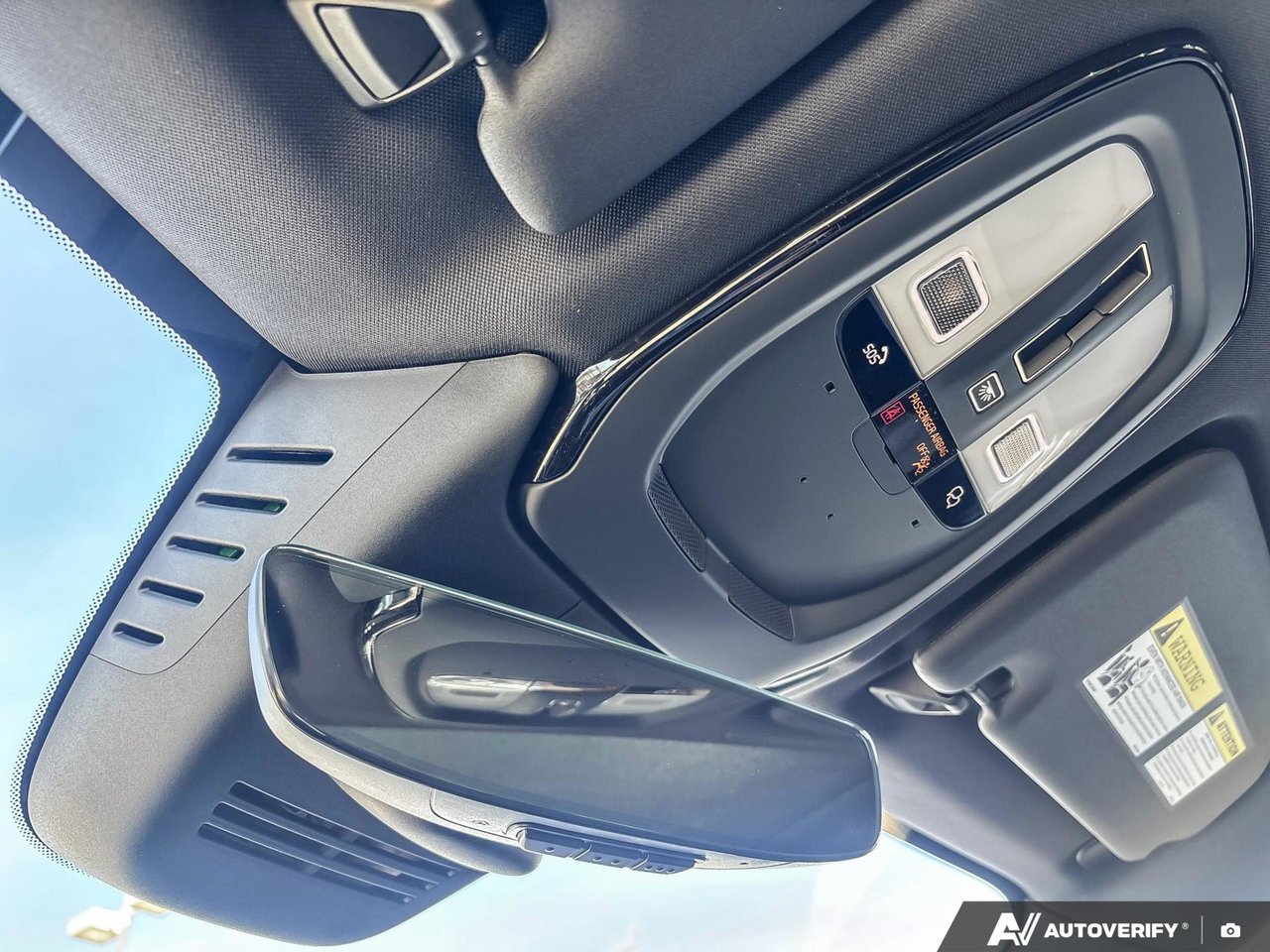 2026 Volvo XC60 Plus Dark Theme-21