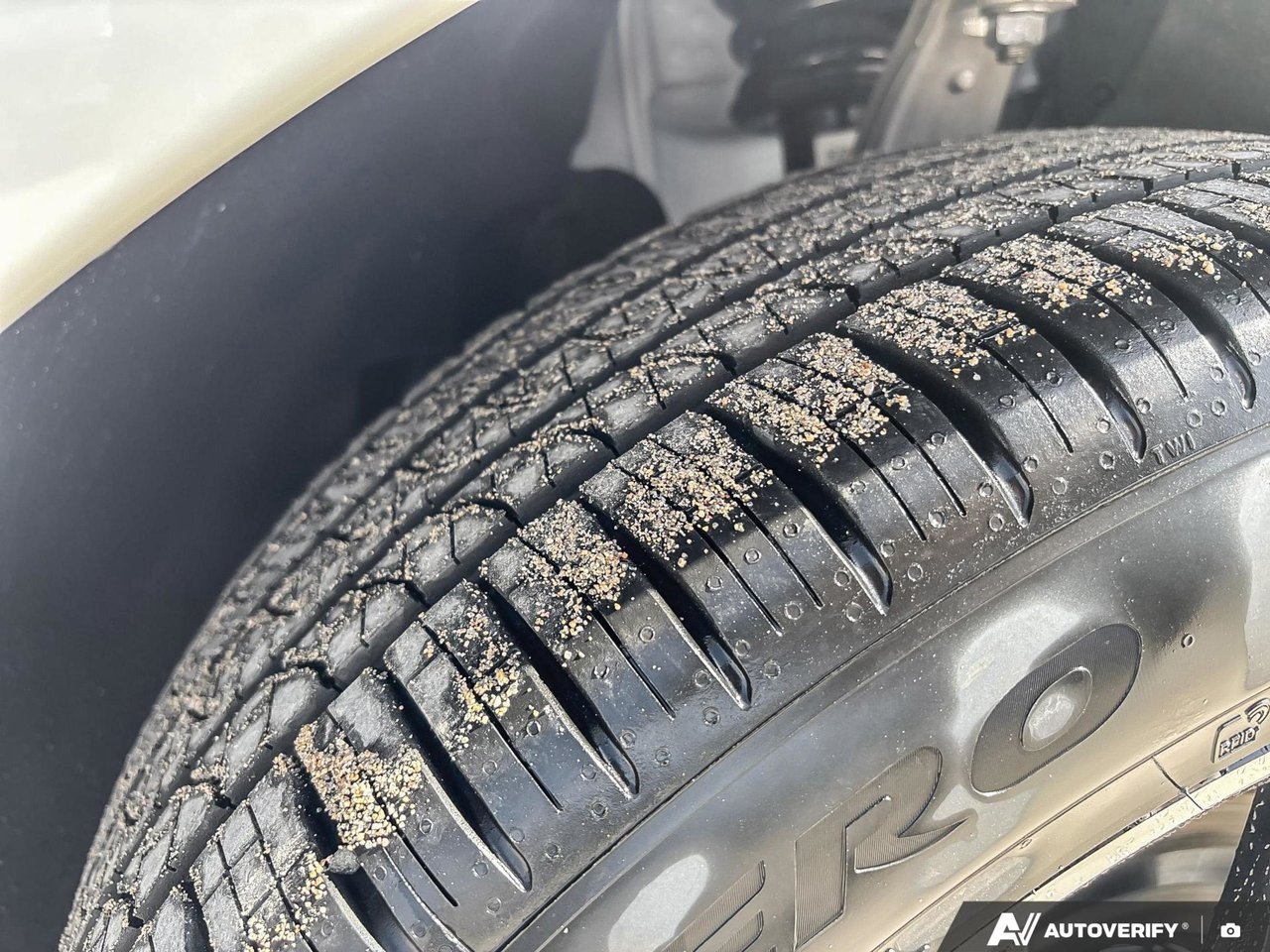 2026 Volvo XC60 Plus Dark Theme-9