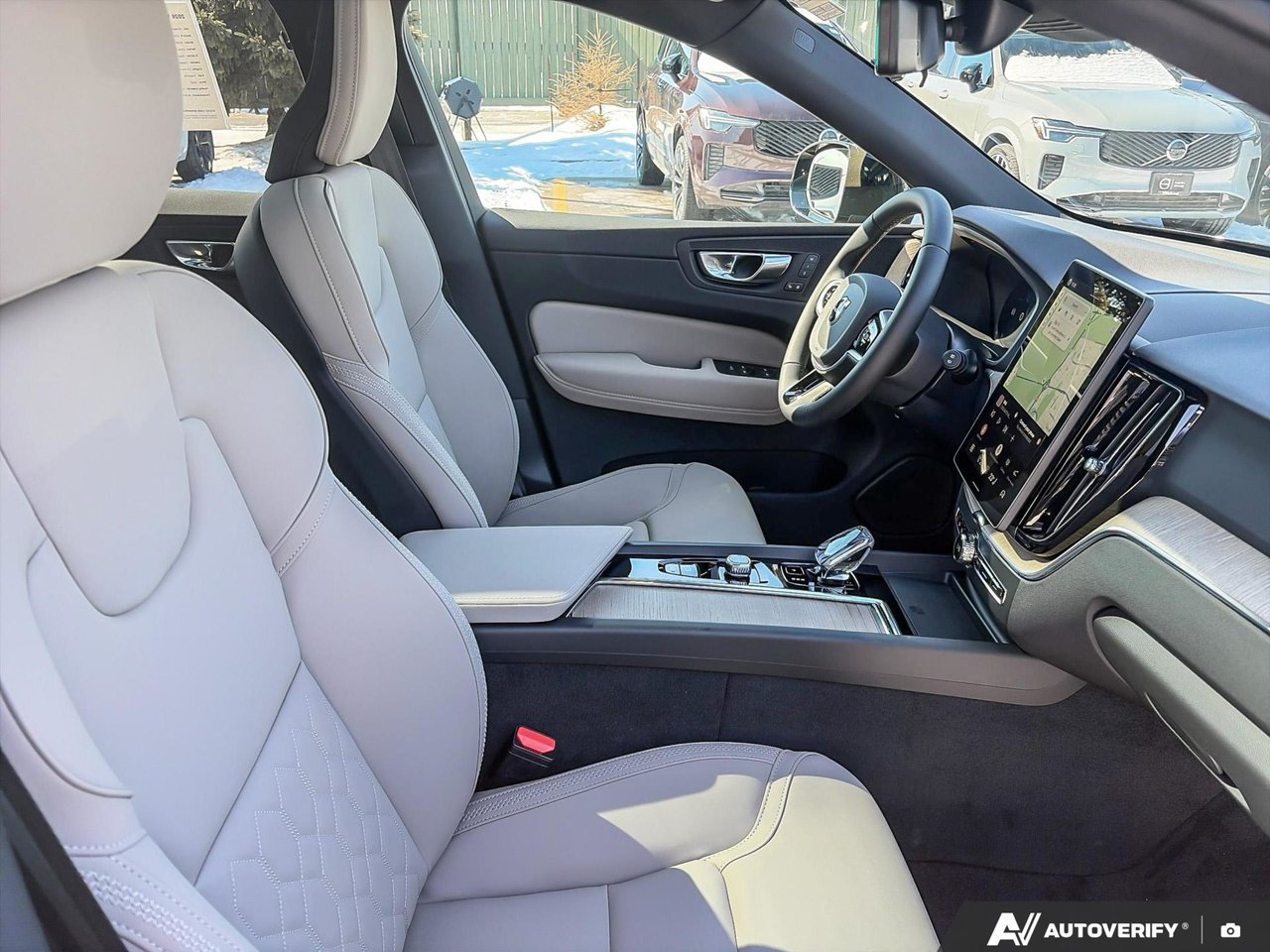 2026 Volvo XC60 Core Dark Theme-22