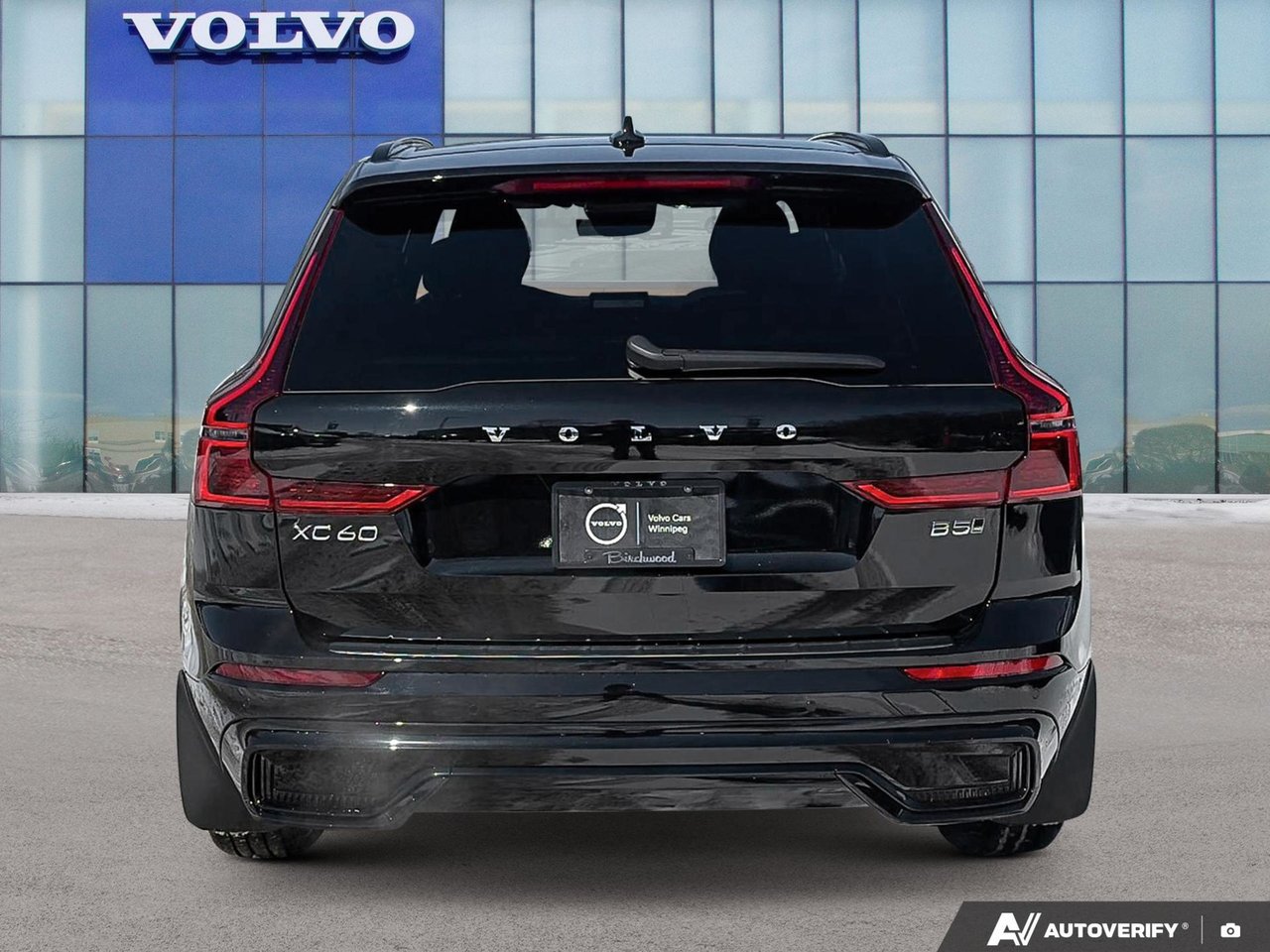 2026 Volvo XC60 Core Dark Theme-4