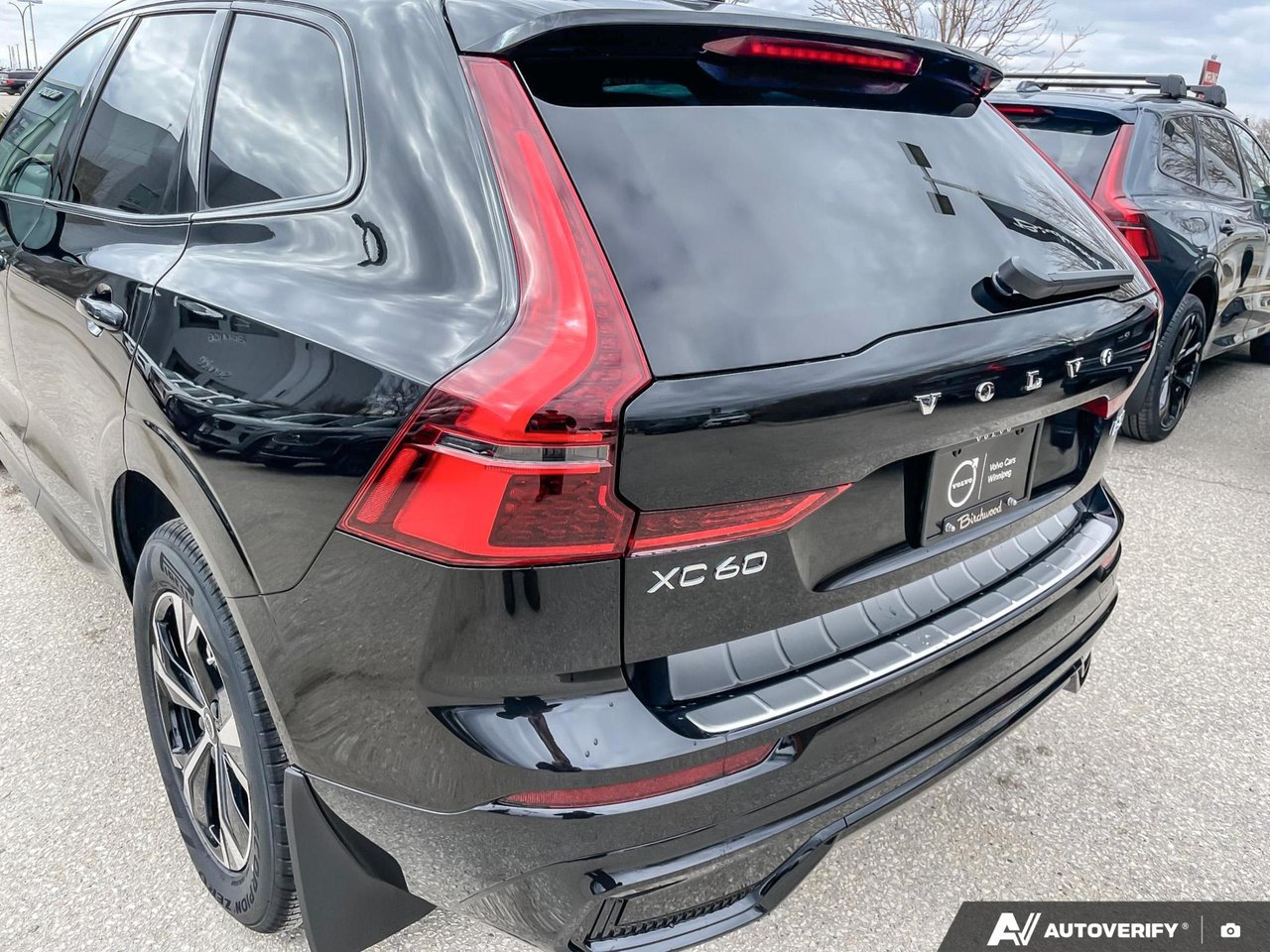 2026 Volvo XC60 Core Dark Theme-12