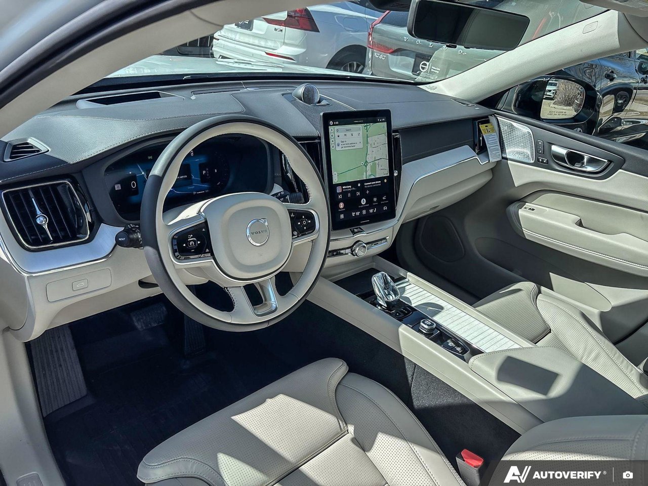 2026 Volvo XC60 Ultra Dark Theme-13