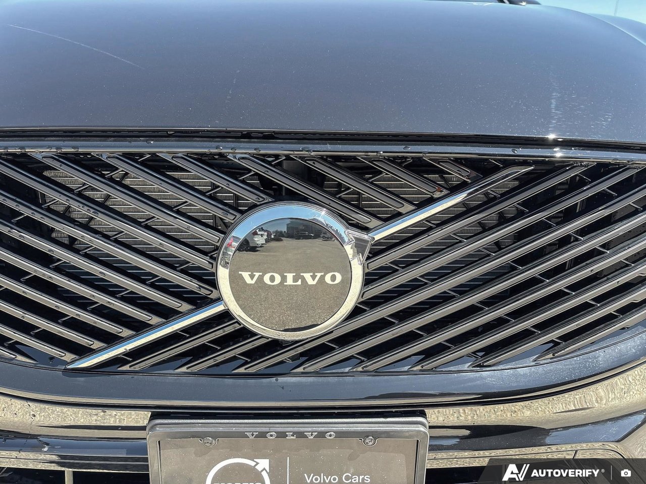 2026 Volvo XC60 Core Dark Theme-6