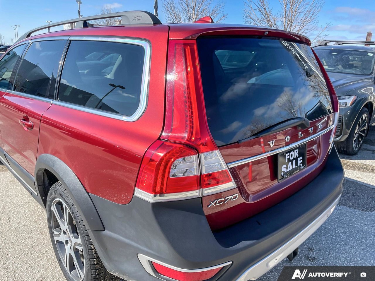 2015 Volvo XC70 T6 Premier Plus-11