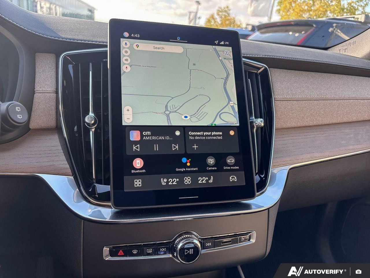 2026 Volvo XC90 Plug-In Hybrid Plus Dark Theme-19