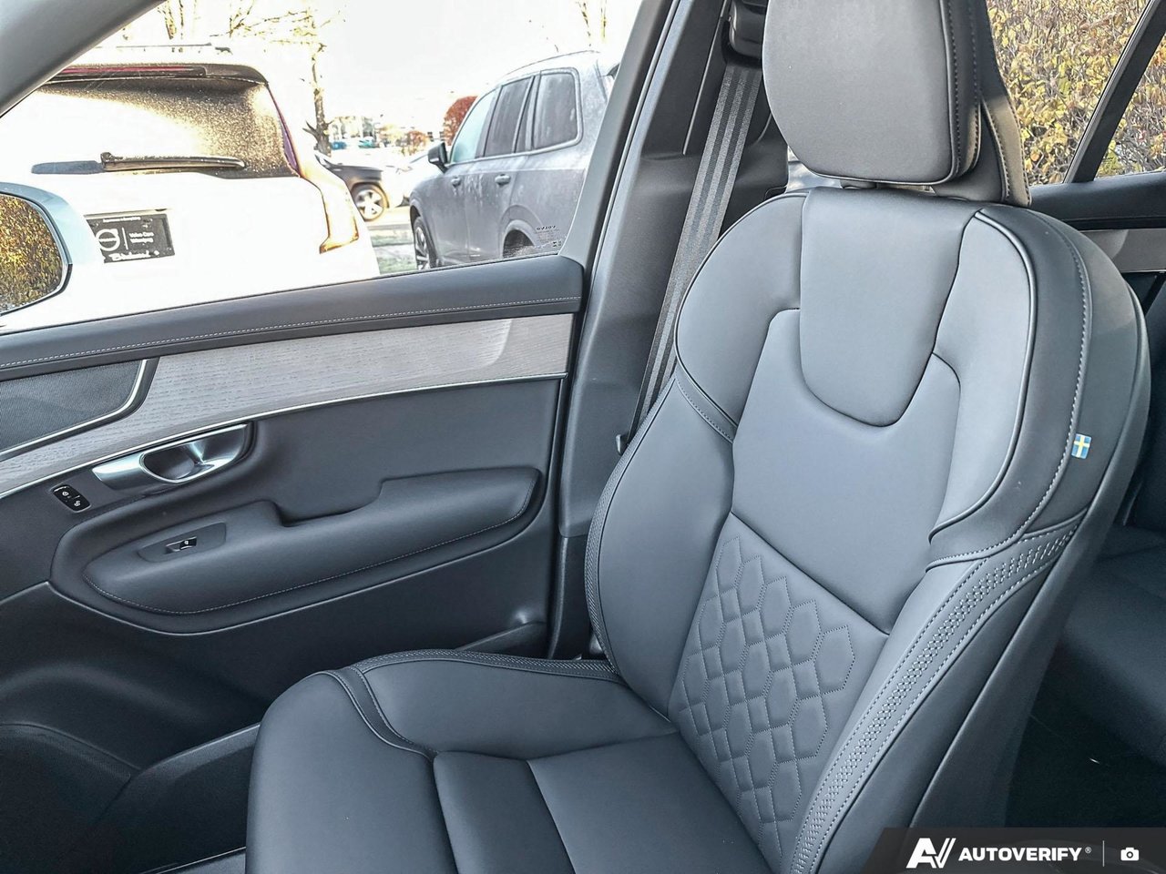 2026 Volvo XC90 Plug-in hybrid Core 7-Seater (Bright Theme)-20