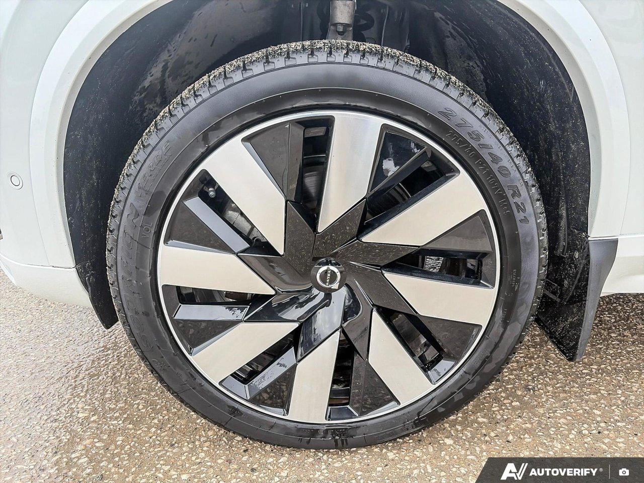 2024 Volvo XC90 Recharge Ultimate Bright Theme-9