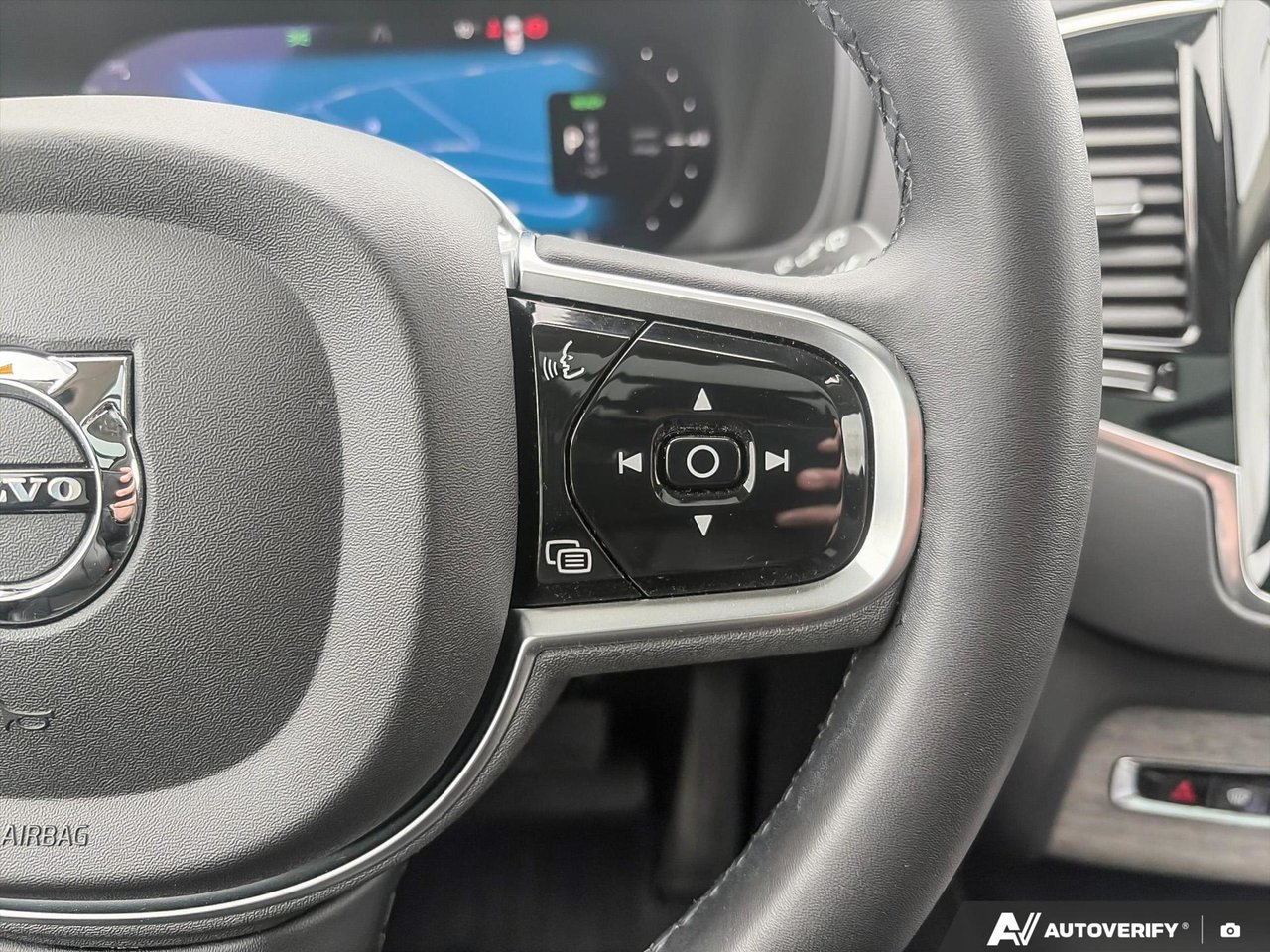 2024 Volvo XC90 Recharge Ultimate Bright Theme-16