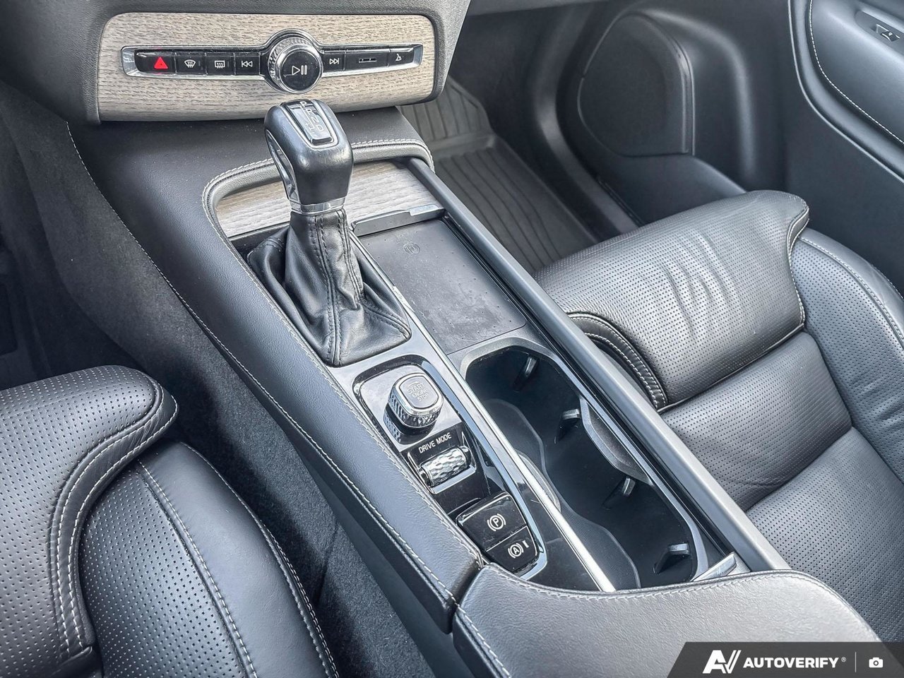 2021 Volvo XC90 Inscription-17
