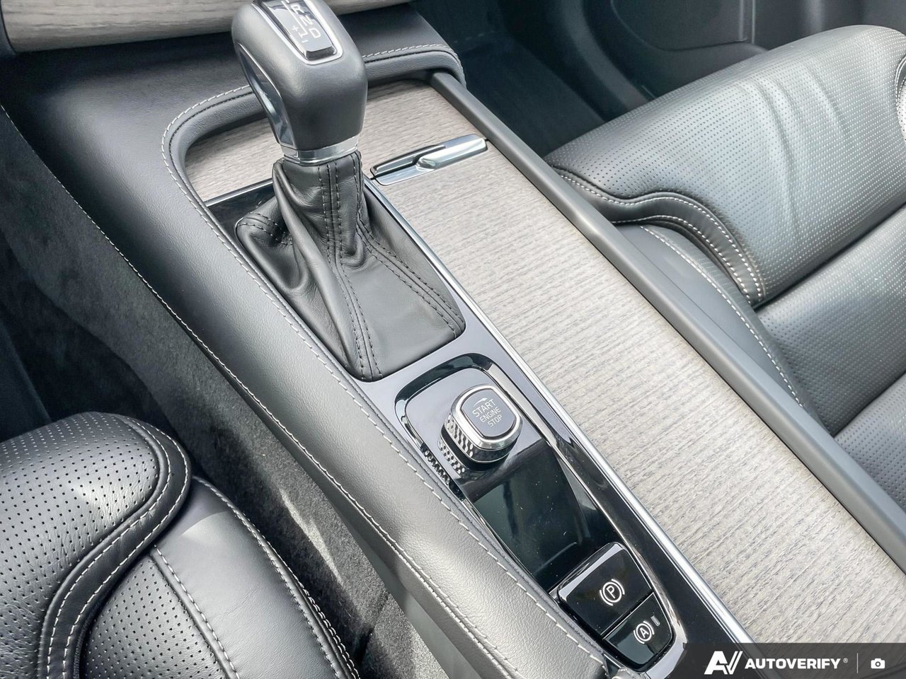 2022 Volvo XC90 Inscription-17