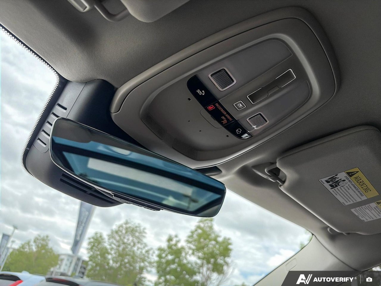2023 Volvo XC90 Core-20