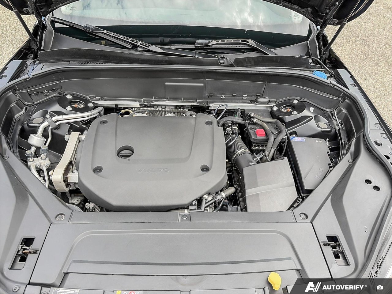 2023 Volvo XC90 Core-6