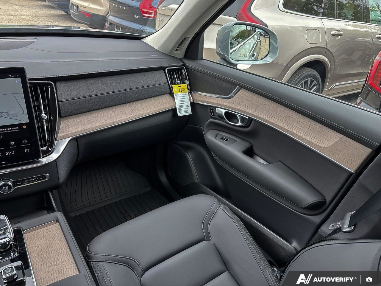 2026 Volvo XC90 Plus Bright Theme-25