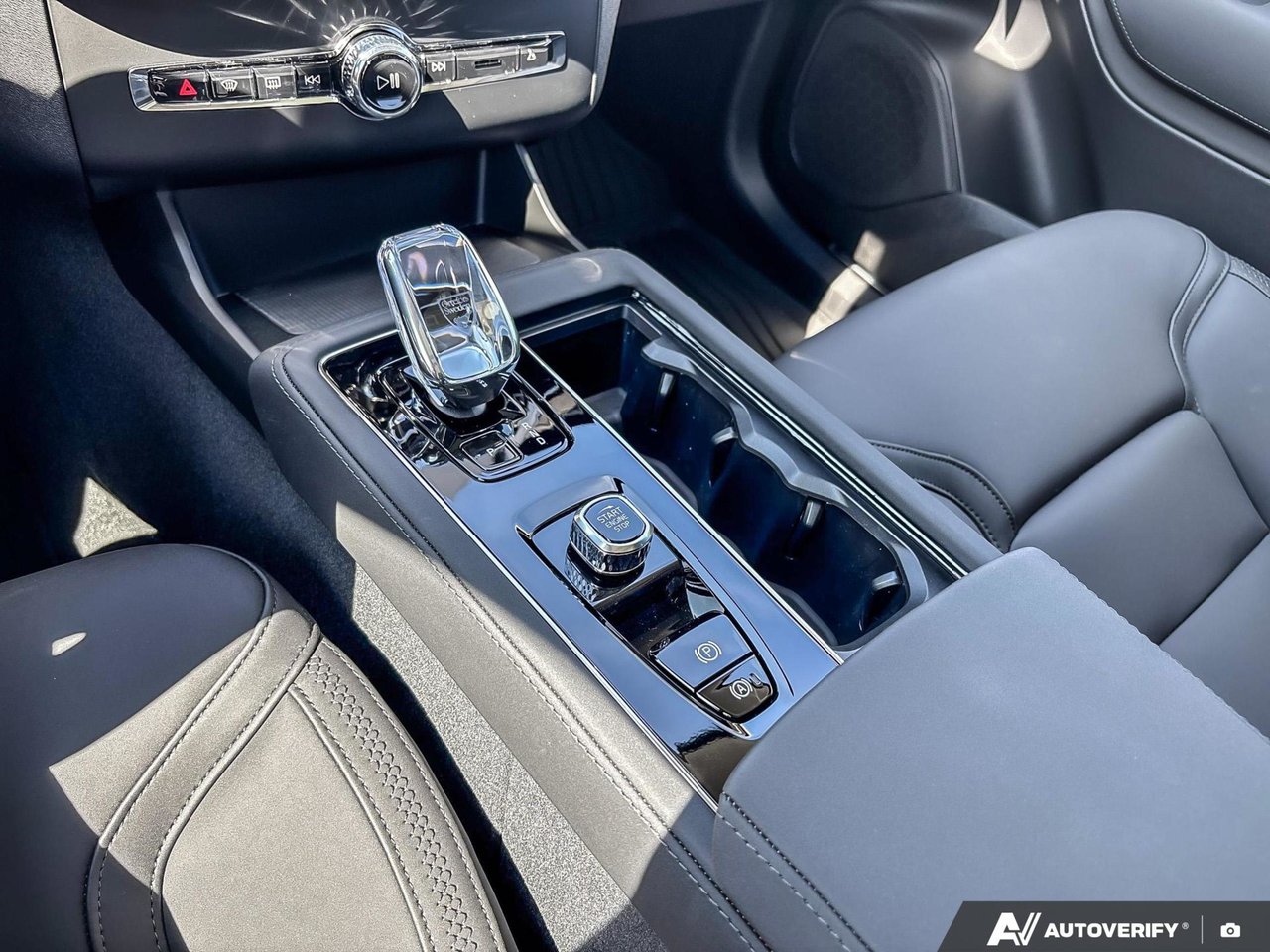 2026 Volvo XC90 Core Bright Theme-18