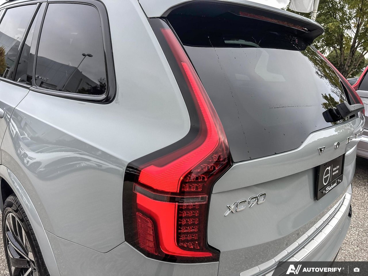 2026 Volvo XC90 Plus Dark Theme-12
