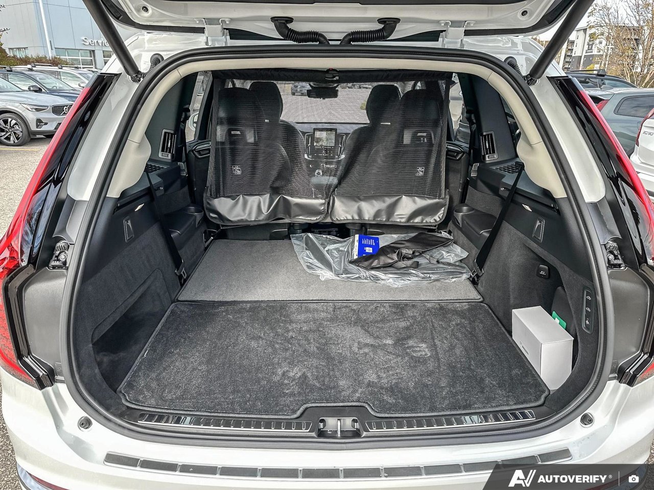 2026 Volvo XC90 Ultra Bright Theme-8