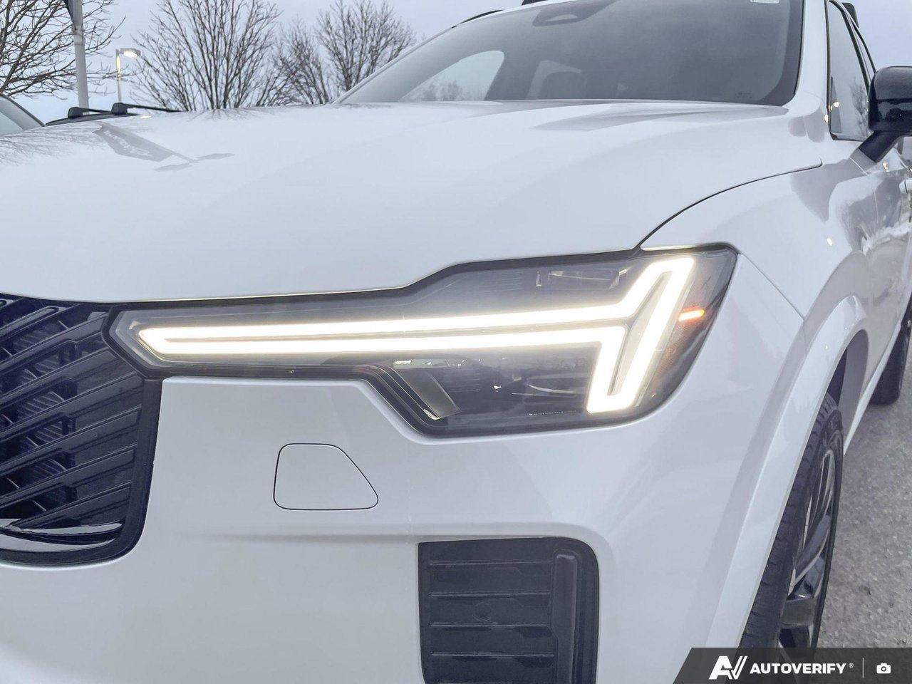 2026 Volvo XC90 Plus Dark Theme-11