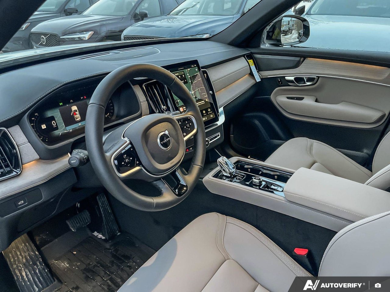 2026 Volvo XC90 Plus Dark Theme-13