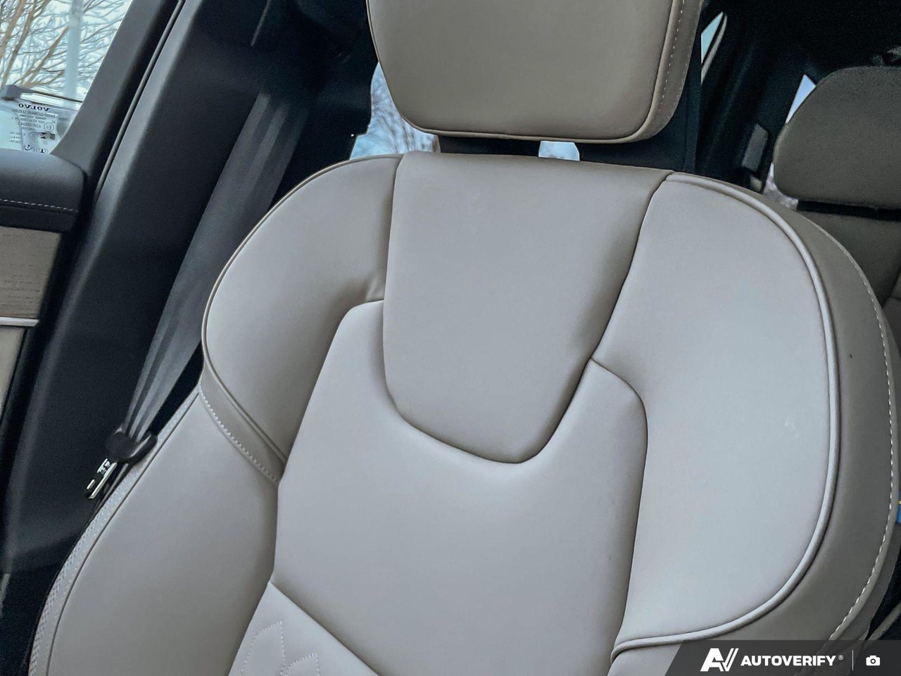 2026 Volvo XC90 Plus Dark Theme-20