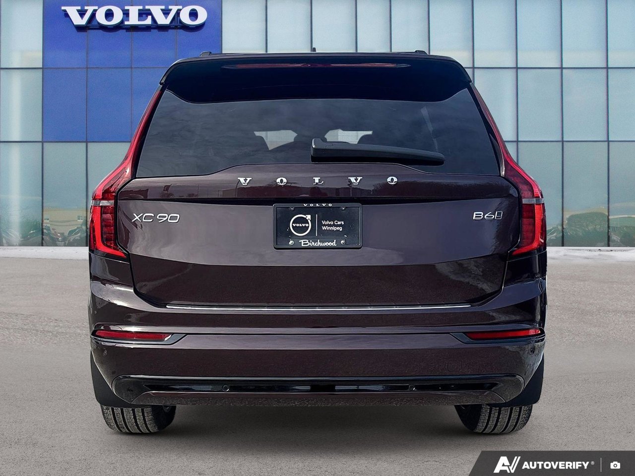 2026 Volvo XC90 Plus Dark Theme-4