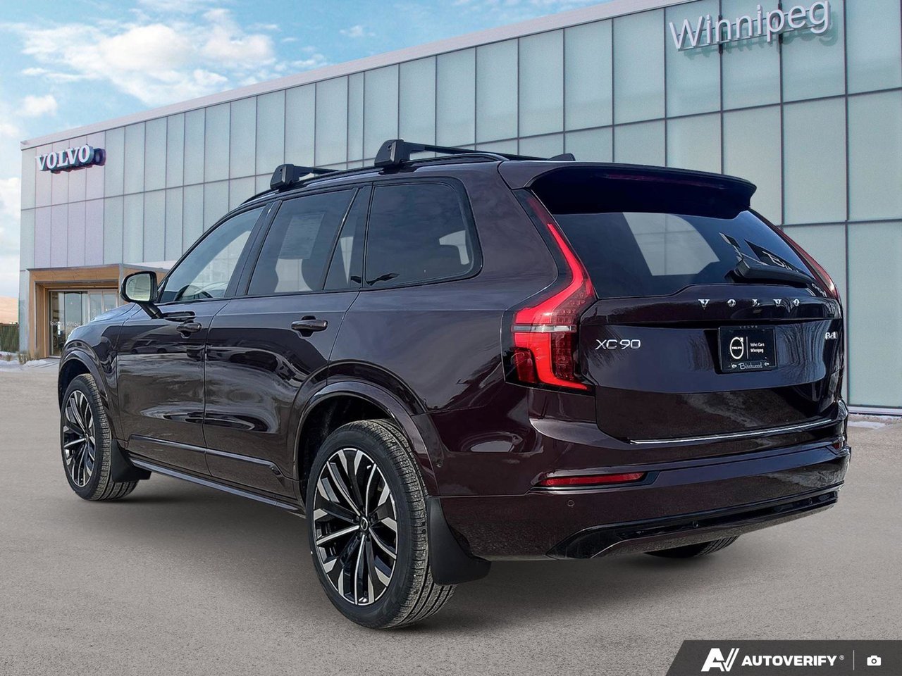 2026 Volvo XC90 Plus Dark Theme-3