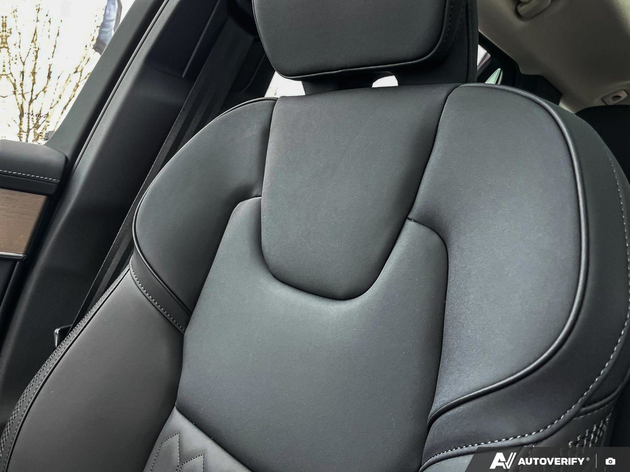 2026 Volvo XC90 Plus Dark Theme-20