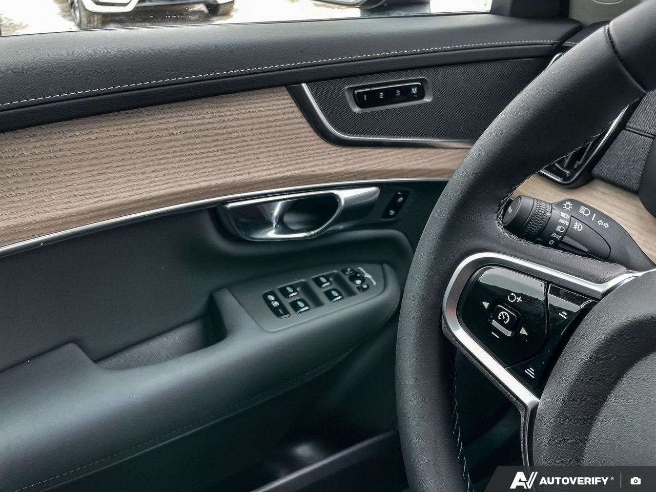 2026 Volvo XC90 Plus Dark Theme-17