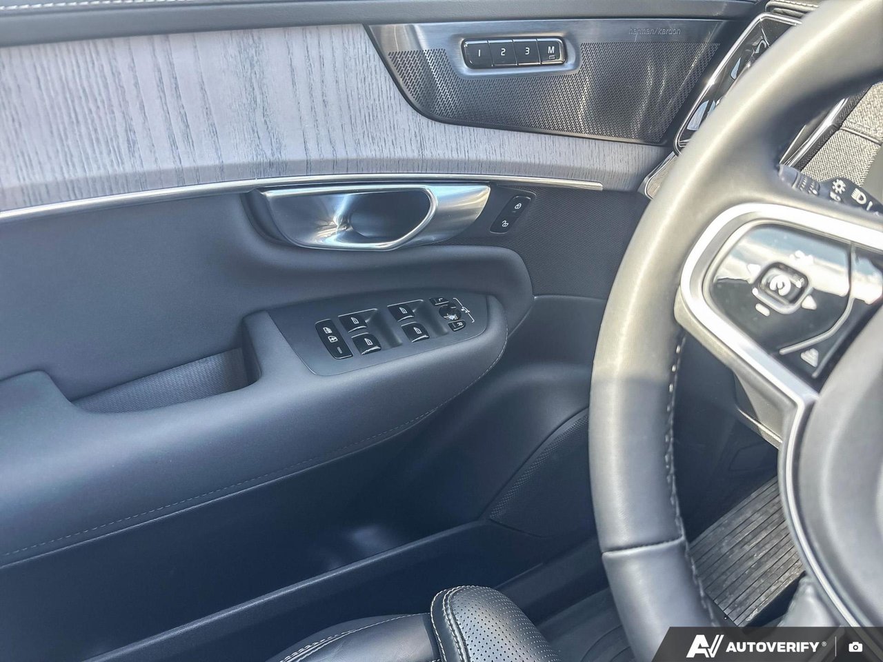 2026 Volvo XC90 Ultra Bright Theme-17