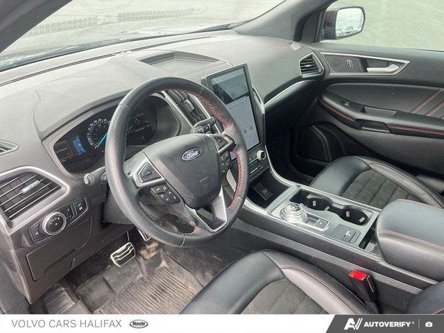 2024 Ford Edge ST Line-11