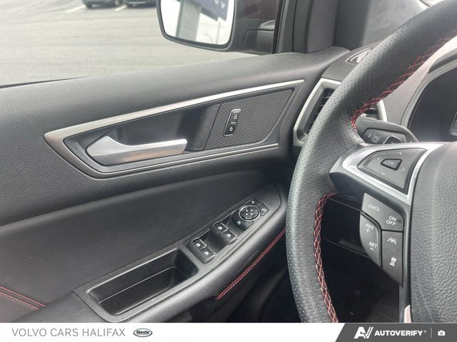 2024 Ford Edge ST Line-15