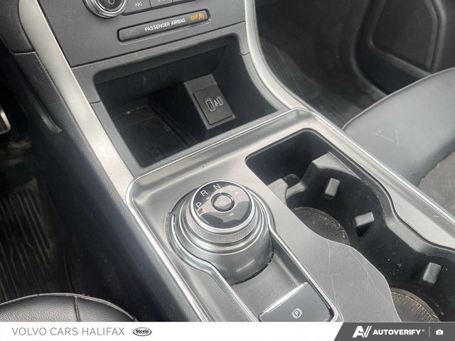 2024 Ford Edge ST Line-17