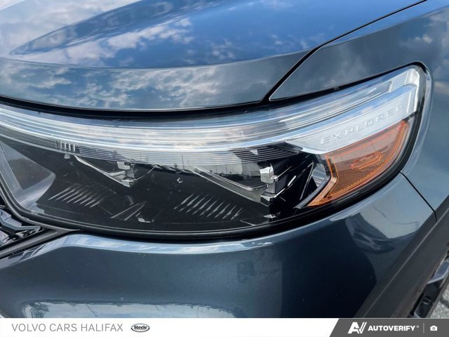 2022 Ford Explorer ST-7