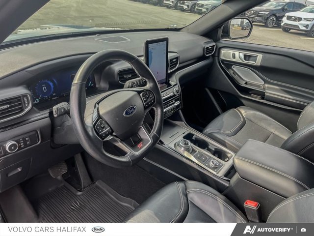 2022 Ford Explorer ST-11