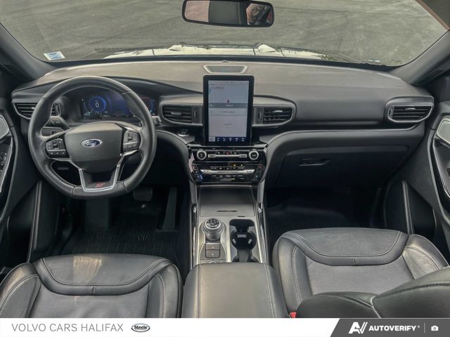 2022 Ford Explorer ST-22