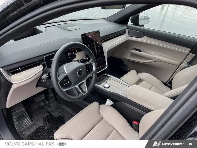 Volvo EX90 Ultra 2025-10