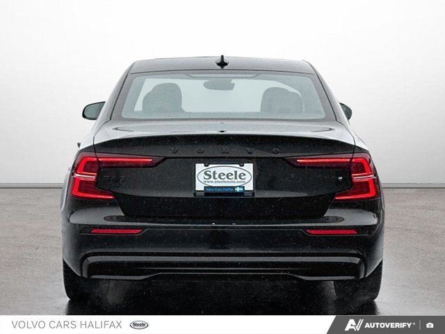 2025 Volvo S60 Plug-In Hybrid Ultra Black Edition-4