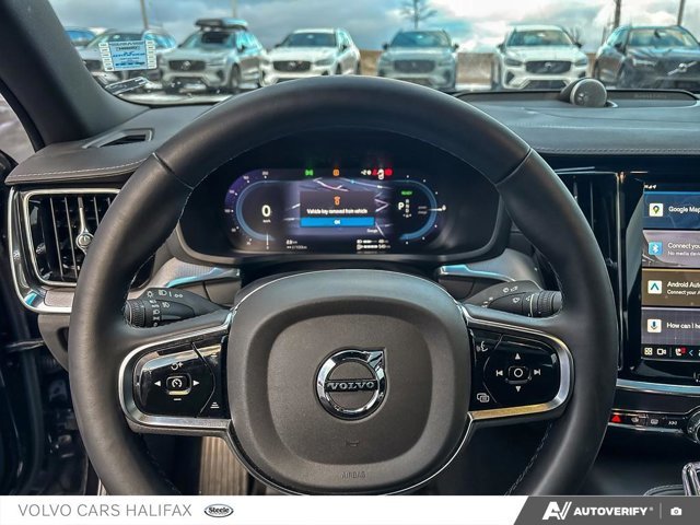 Volvo S60 Plug-In Hybrid Ultra Black Edition 2025-13