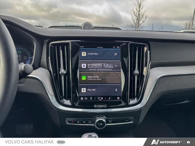 Volvo S60 Plug-In Hybrid Ultra Black Edition 2025-18