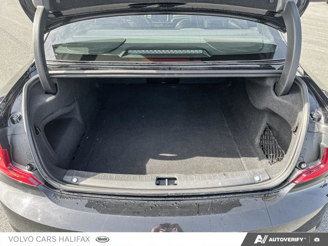 2019 Volvo S90 Inscription-10