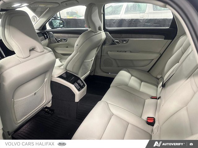 2023 Volvo S90 Ultimate Bright Theme-22