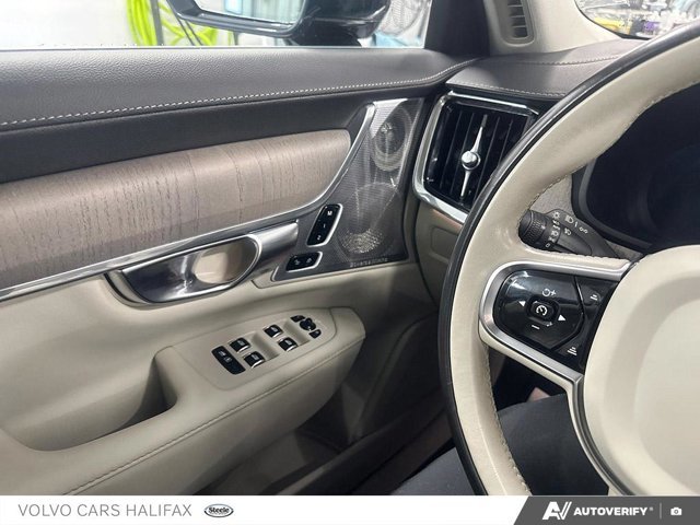 2023 Volvo S90 Ultimate Bright Theme-16