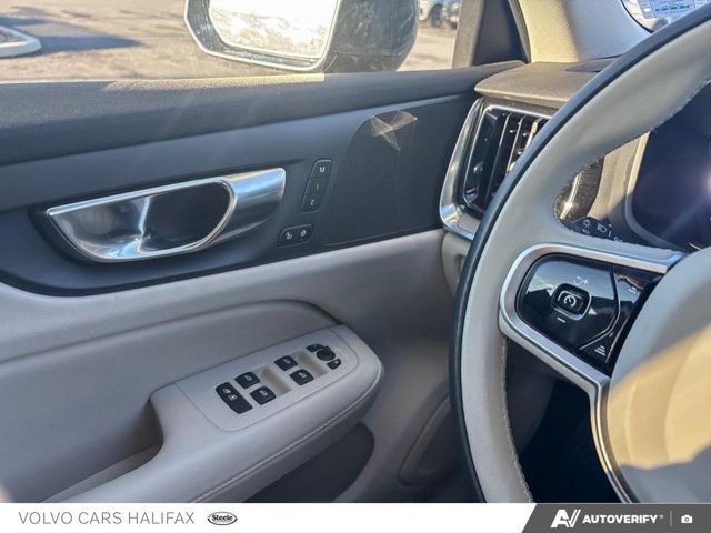 2025 Volvo V60 Cross Country Plus-16