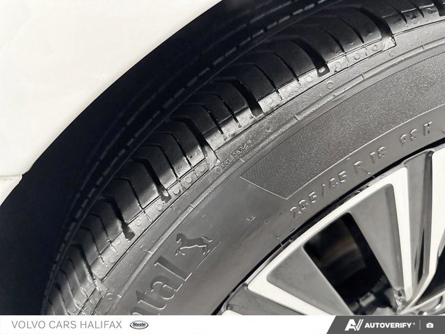 2023 Volvo V60 Core-6