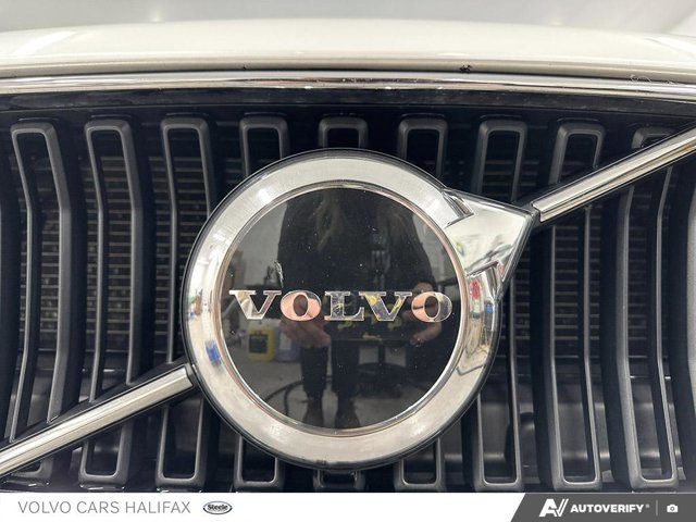 2023 Volvo V60 Core-8