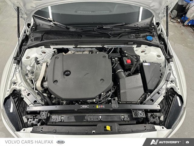 2023 Volvo V60 Core-7