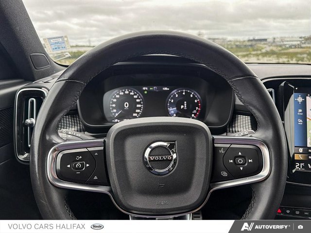 Volvo XC40 R-Design 2022-13