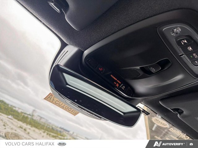 Volvo XC40 R-Design 2022-17